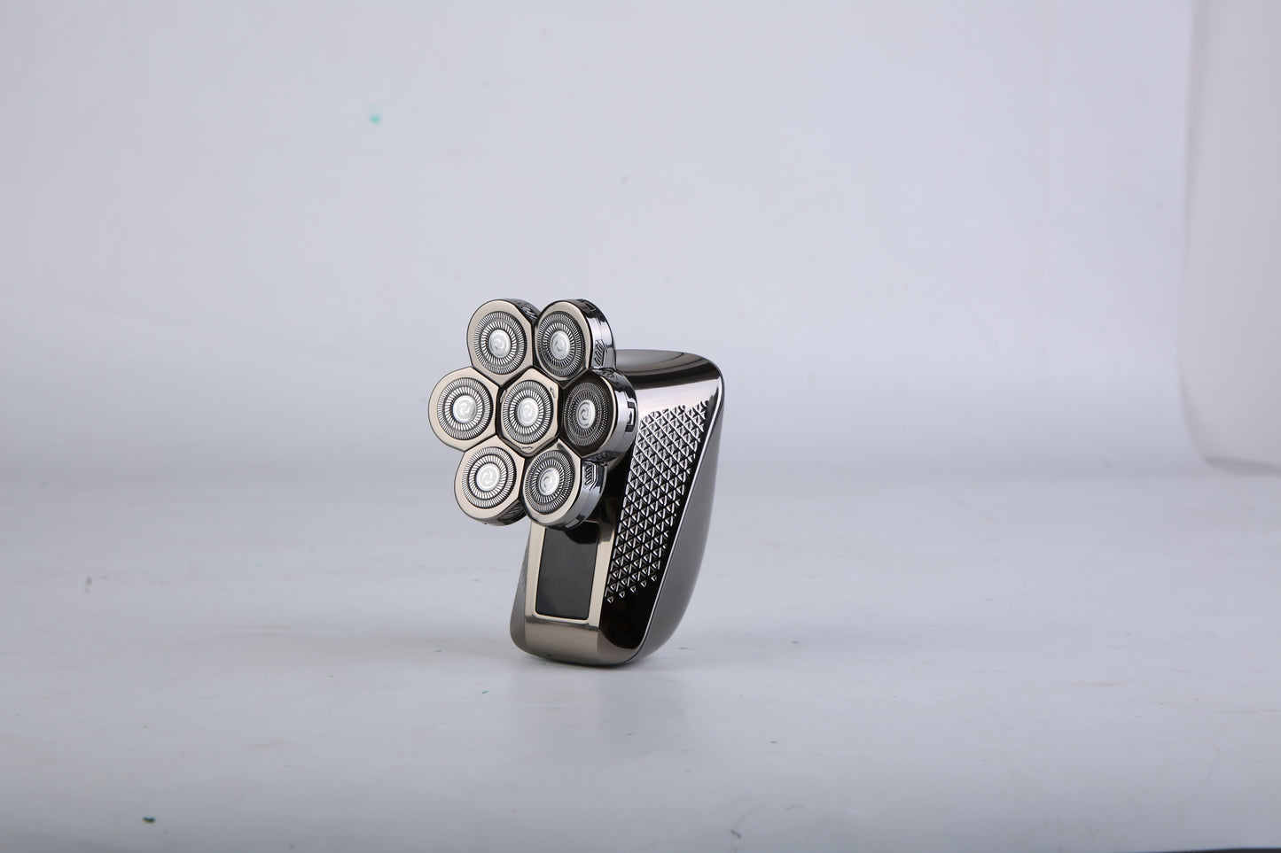 1Pc Head Shavers For Bald Men 5 In 1 7D Electric Rotary Razor Rechargeable Cordless Head Beard Trimmer Shaver Kit IPX6 Waterproof Dry Wet Grooming Kit With 3 Combs